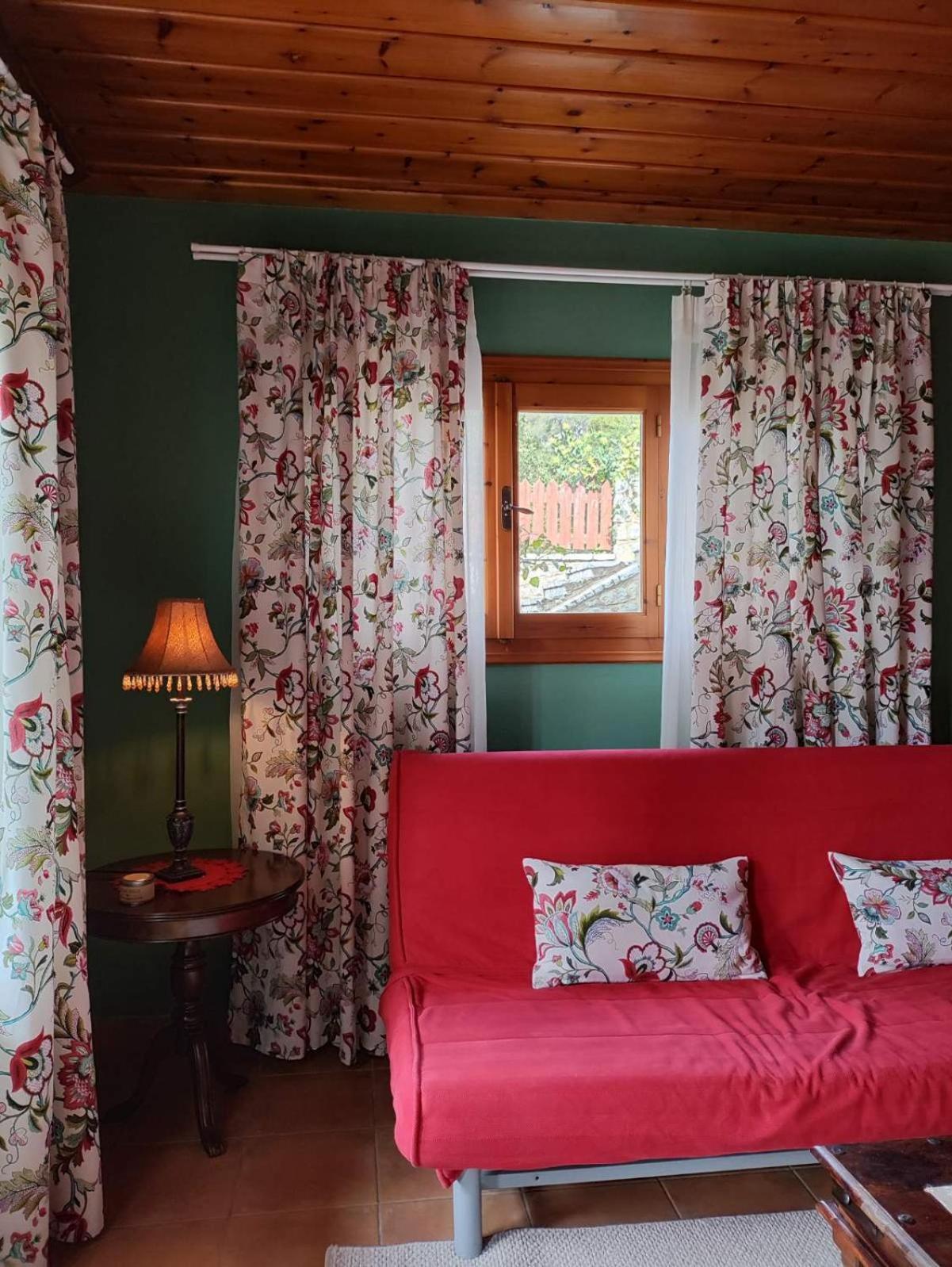 Kastalia Country Home อาราโชวา ภายนอก รูปภาพ